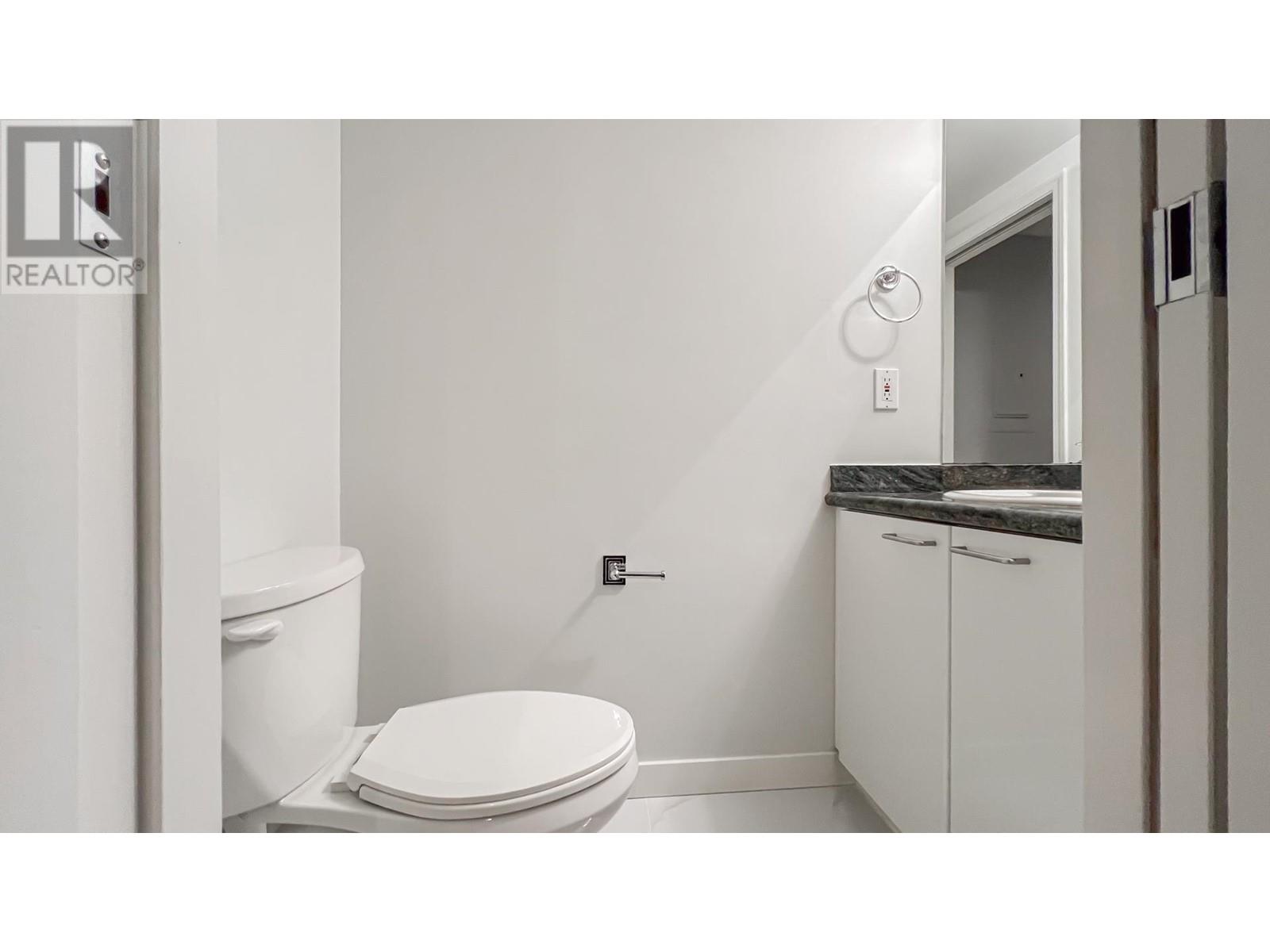 211 1166 Melville Street, Vancouver, British Columbia  V6E 4P5 - Photo 8 - R2966397