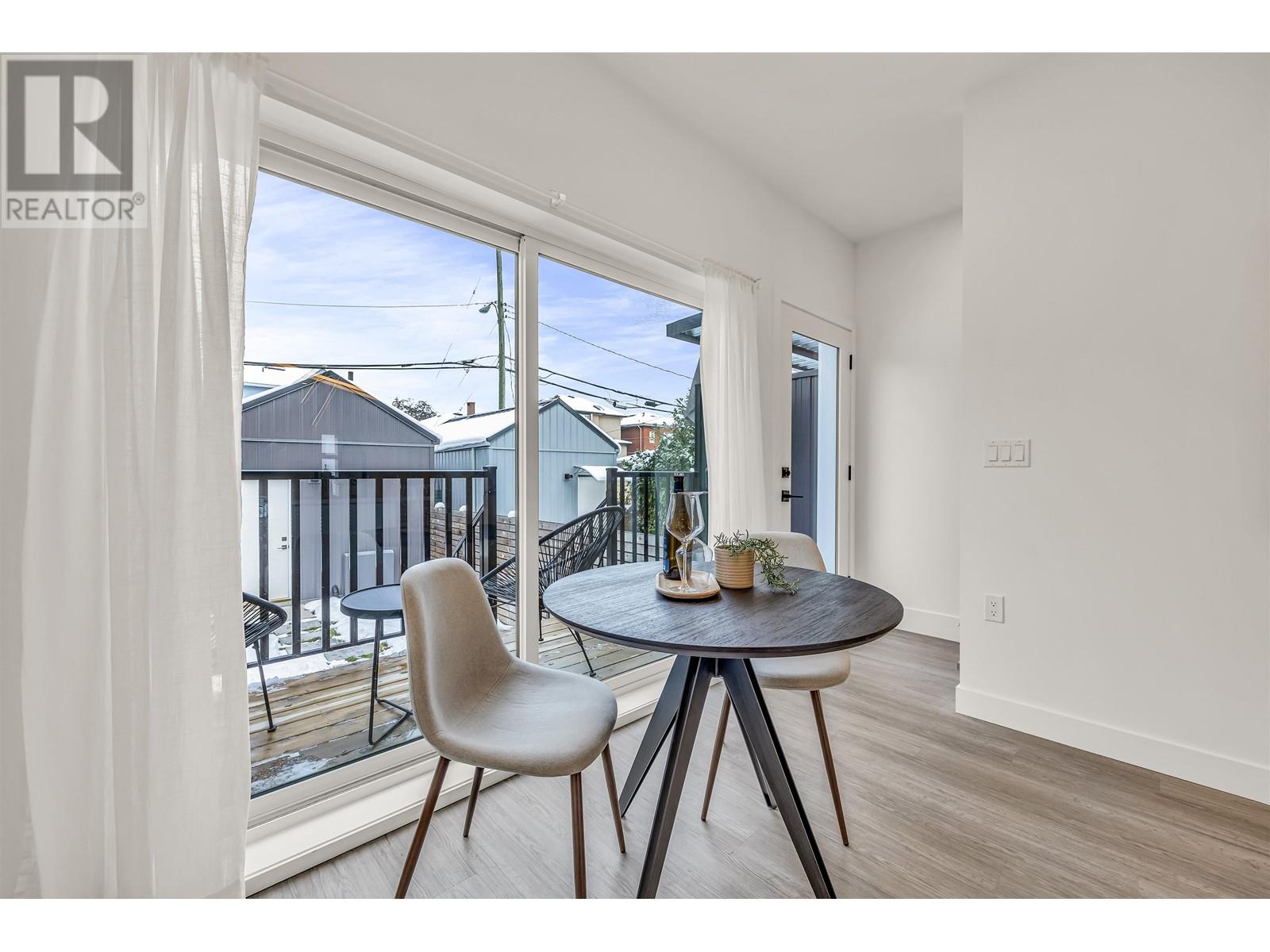 225 E 57th Avenue, Vancouver, British Columbia  V5X 1S6 - Photo 12 - R2966429