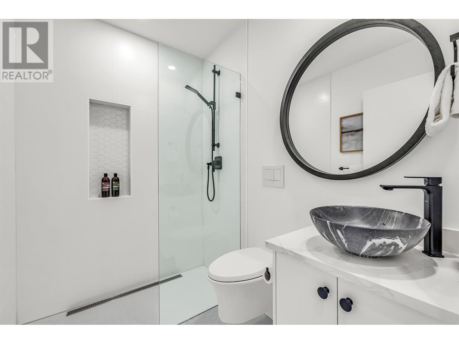 225 E 57th Avenue, Vancouver, British Columbia  V5X 1S6 - Photo 15 - R2966429