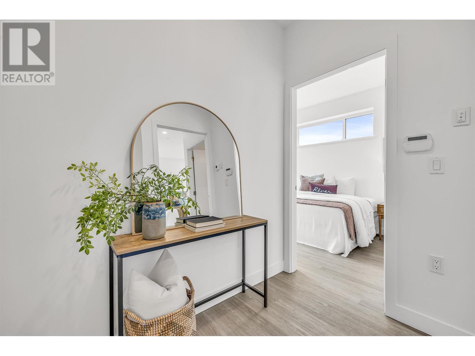 225 E 57th Avenue, Vancouver, British Columbia  V5X 1S6 - Photo 23 - R2966429