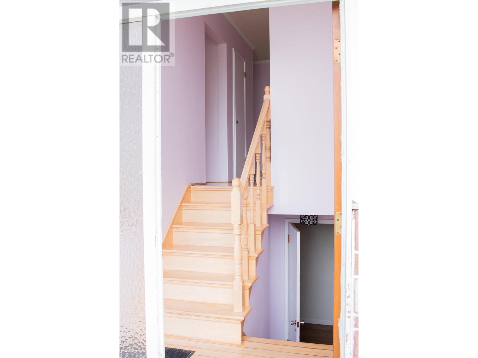 Property at 2763 ROSEMONT DRIVE image 4