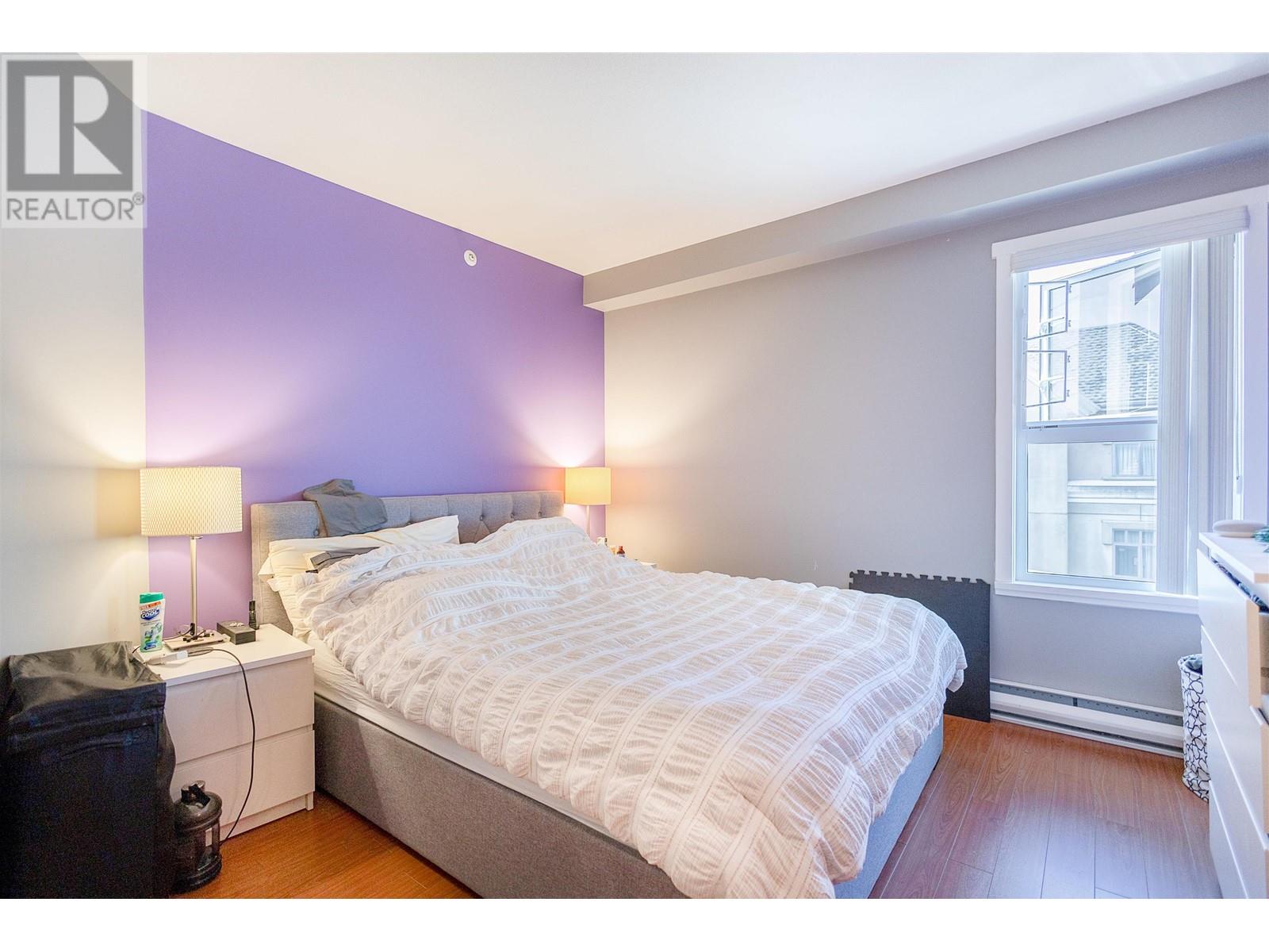 Listing Picture 6 of 14 : PH8 2405 KAMLOOPS STREET, Vancouver / 溫哥華 - 魯藝地產 Yvonne Lu Group - MLS Medallion Club Member