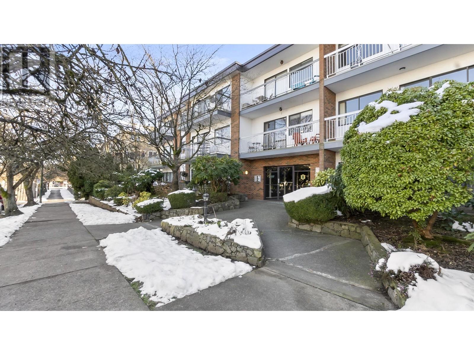 Listing Picture 16 of 16 : 307 1950 W 8TH AVENUE, Vancouver / 溫哥華 - 魯藝地產 Yvonne Lu Group - MLS Medallion Club Member