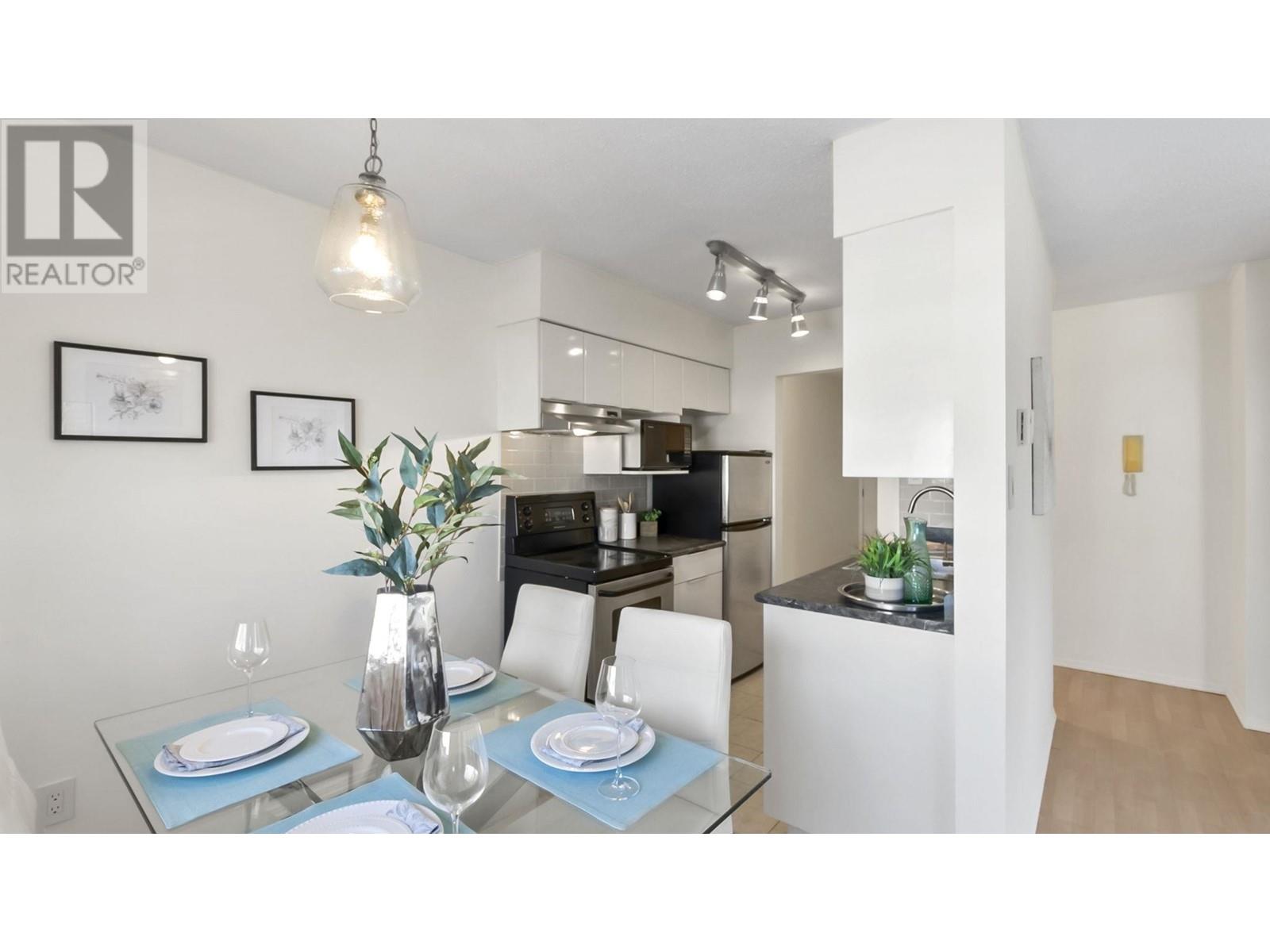 Listing Picture 5 of 16 : 307 1950 W 8TH AVENUE, Vancouver / 溫哥華 - 魯藝地產 Yvonne Lu Group - MLS Medallion Club Member