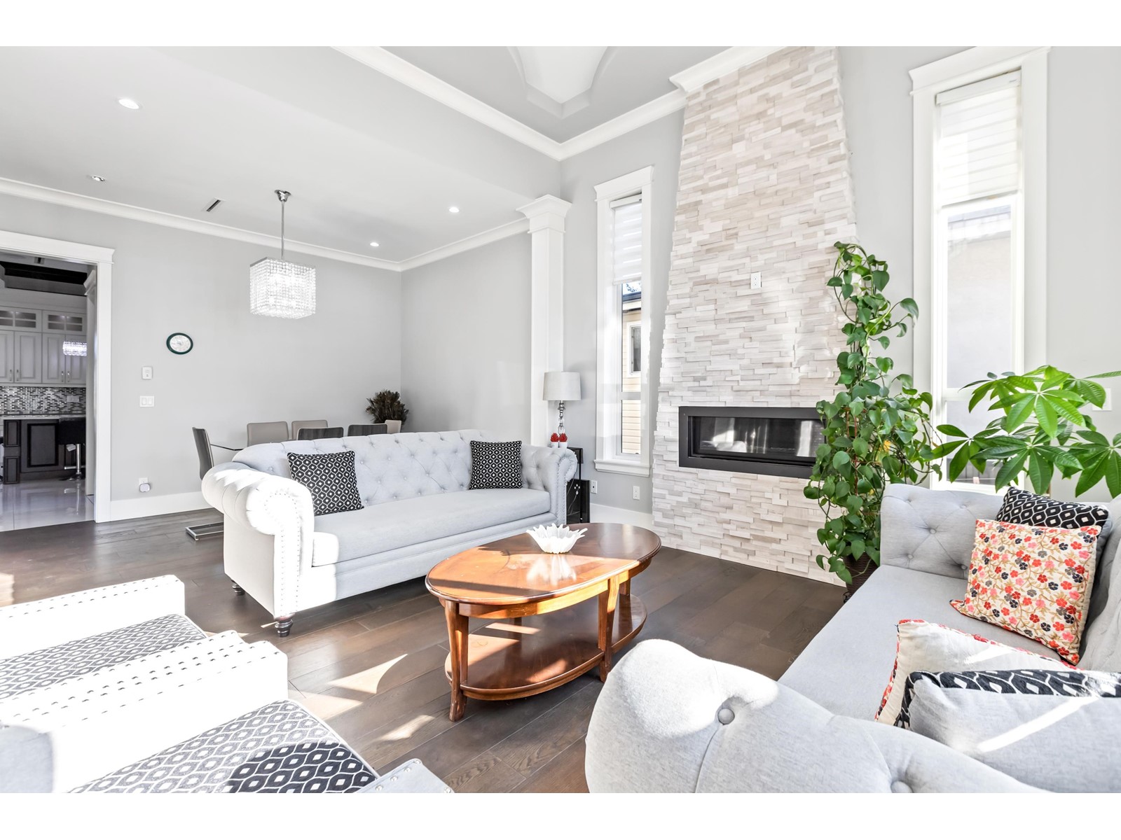 11689 96a Avenue, Surrey, British Columbia  V3V 2A2 - Photo 9 - R2966463