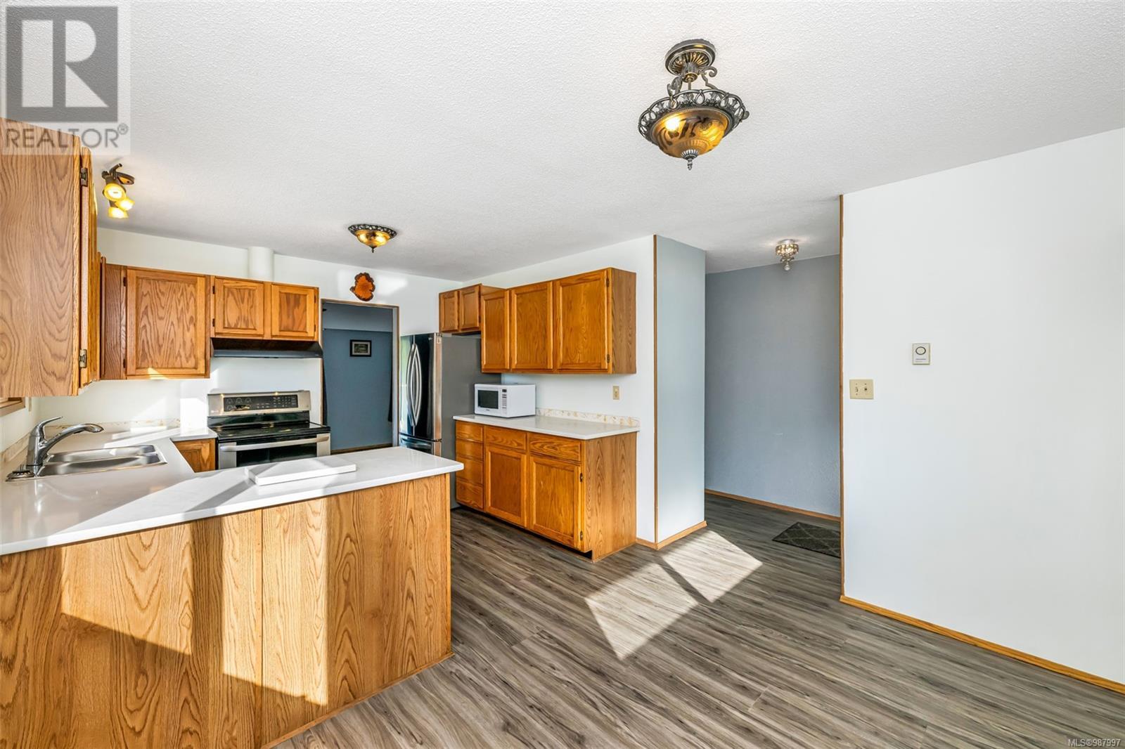 2801 Wedgewood Dr, Duncan, British Columbia  V9L 6B1 - Photo 11 - 987997