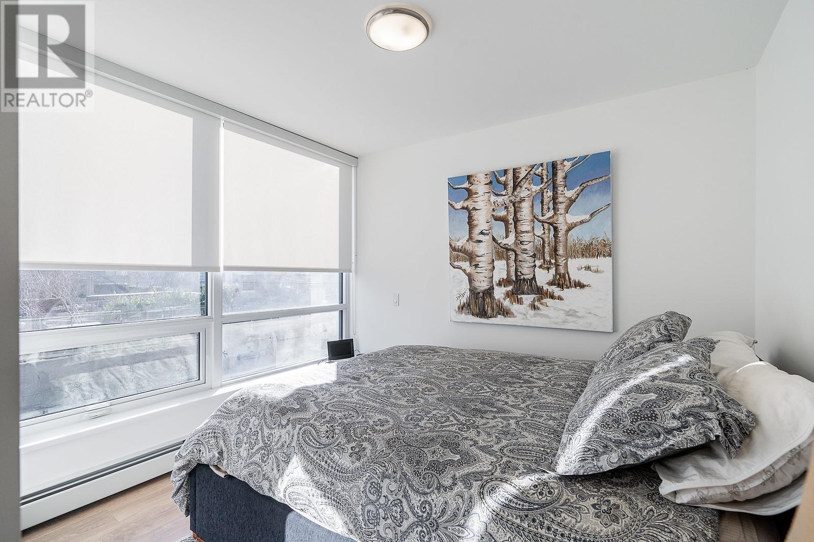 Listing Picture 14 of 23 : 905 1788 COLUMBIA STREET, Vancouver / 溫哥華 - 魯藝地產 Yvonne Lu Group - MLS Medallion Club Member