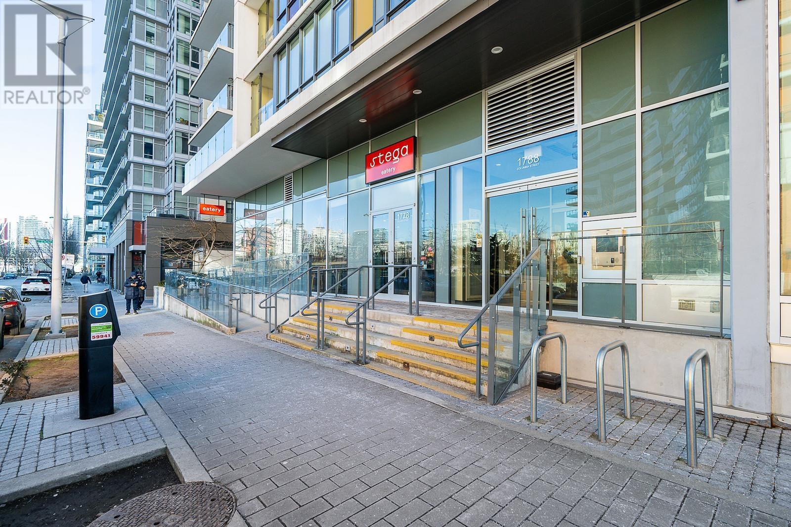 Listing Picture 23 of 23 : 905 1788 COLUMBIA STREET, Vancouver / 溫哥華 - 魯藝地產 Yvonne Lu Group - MLS Medallion Club Member