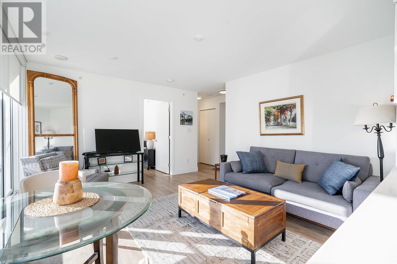 Listing Picture 9 of 23 : 905 1788 COLUMBIA STREET, Vancouver / 溫哥華 - 魯藝地產 Yvonne Lu Group - MLS Medallion Club Member