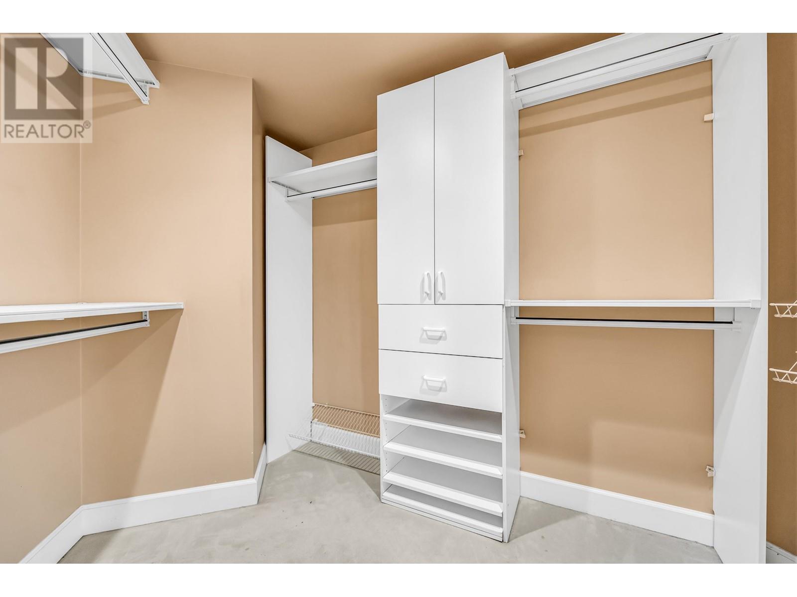 Listing Picture 15 of 34 : 6 1350 W 14TH AVENUE, Vancouver / 溫哥華 - 魯藝地產 Yvonne Lu Group - MLS Medallion Club Member