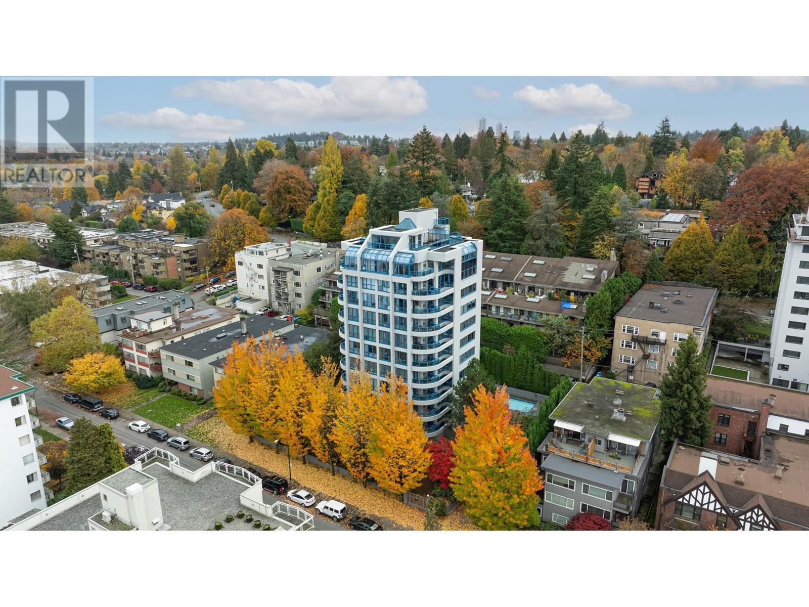 Listing Picture 30 of 34 : 6 1350 W 14TH AVENUE, Vancouver / 溫哥華 - 魯藝地產 Yvonne Lu Group - MLS Medallion Club Member