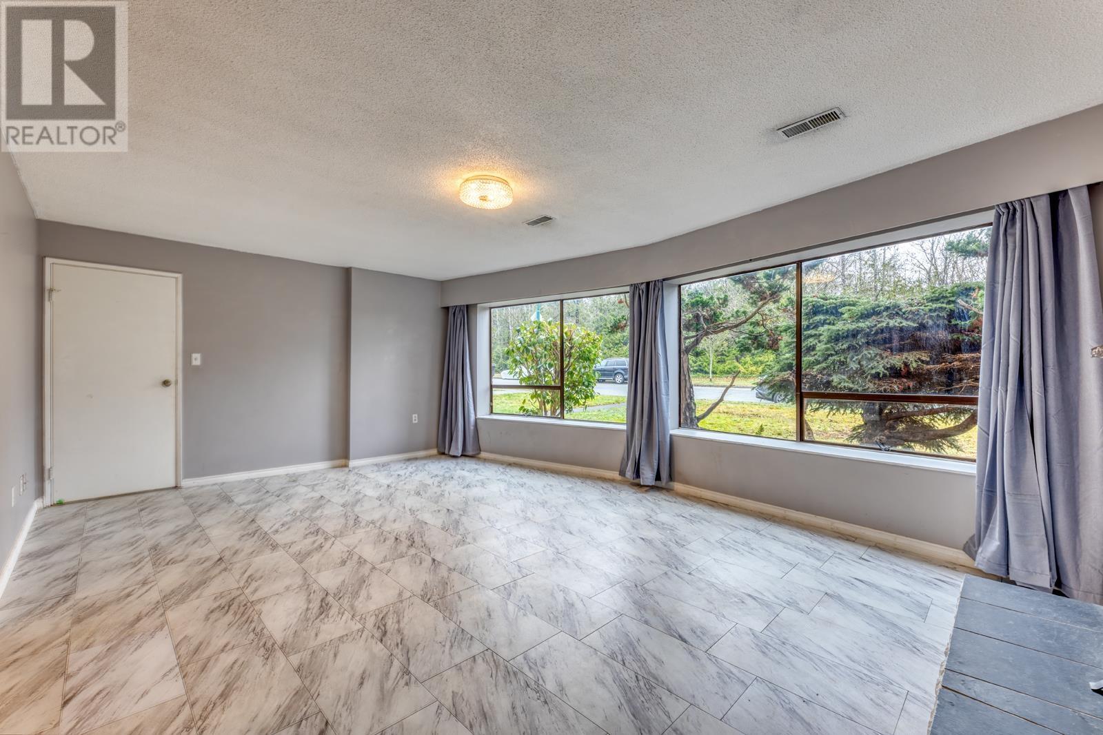 7755 Butler Street, Vancouver, British Columbia  V5S 3L3 - Photo 5 - R2966452