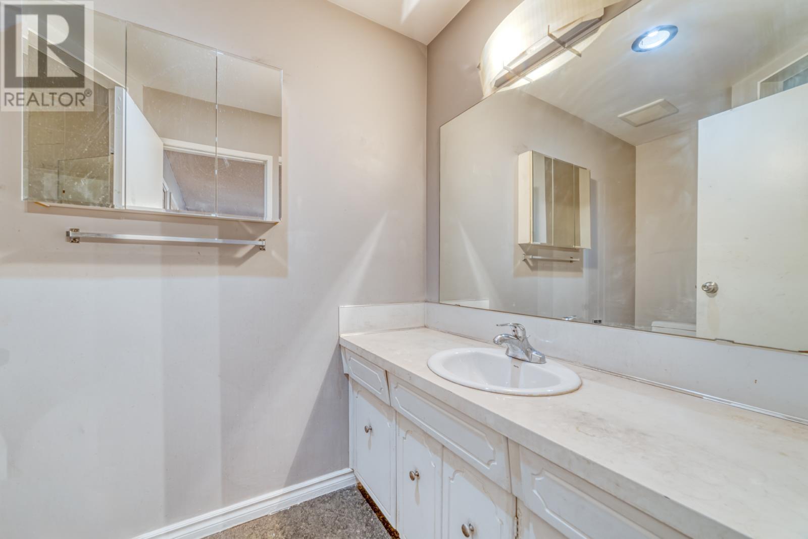 7755 Butler Street, Vancouver, British Columbia  V5S 3L3 - Photo 17 - R2966474