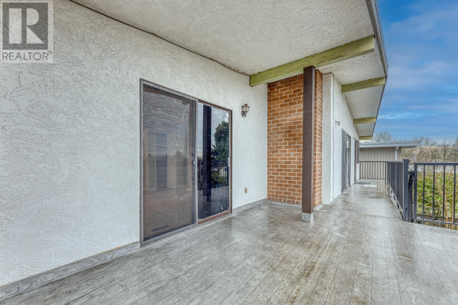 7755 Butler Street, Vancouver, British Columbia  V5S 3L3 - Photo 3 - R2966474