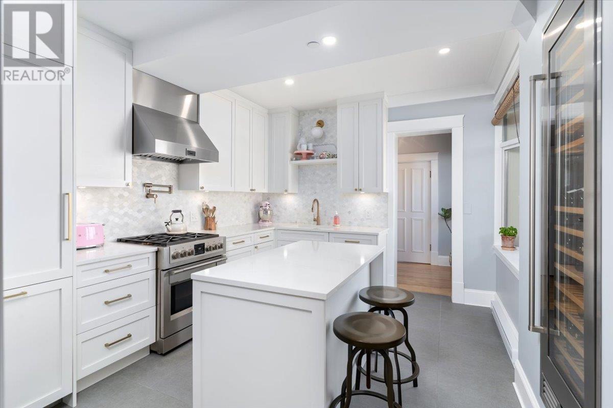 Listing Picture 11 of 28 : 42 1386 NICOLA STREET, Vancouver / 溫哥華 - 魯藝地產 Yvonne Lu Group - MLS Medallion Club Member