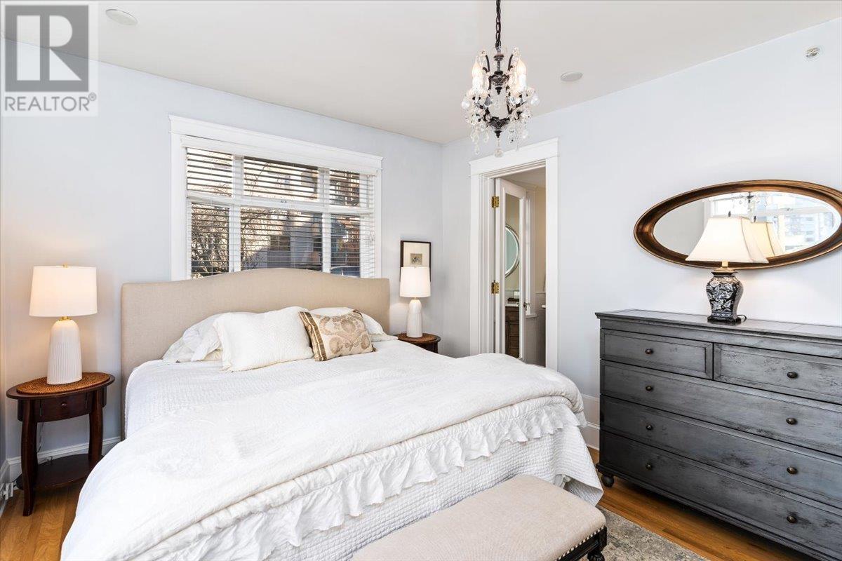 Listing Picture 19 of 28 : 42 1386 NICOLA STREET, Vancouver / 溫哥華 - 魯藝地產 Yvonne Lu Group - MLS Medallion Club Member