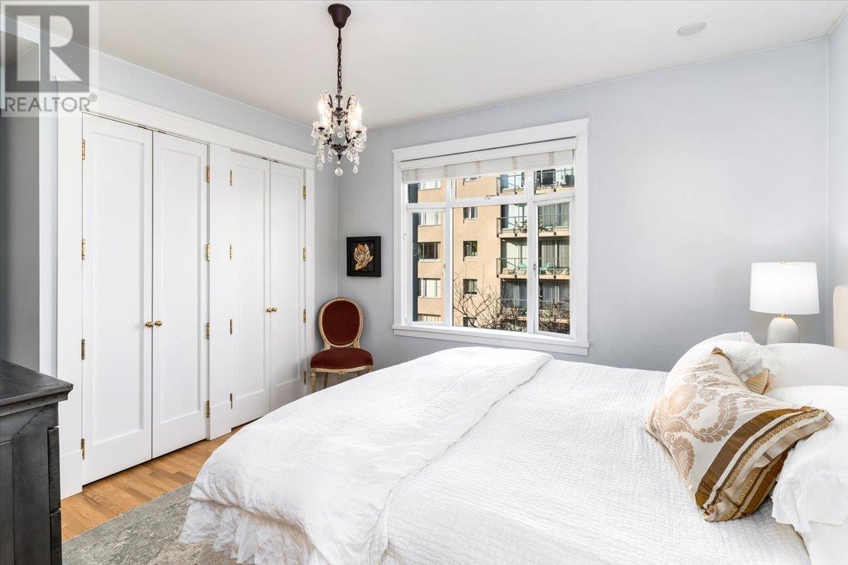 Listing Picture 18 of 28 : 42 1386 NICOLA STREET, Vancouver / 溫哥華 - 魯藝地產 Yvonne Lu Group - MLS Medallion Club Member