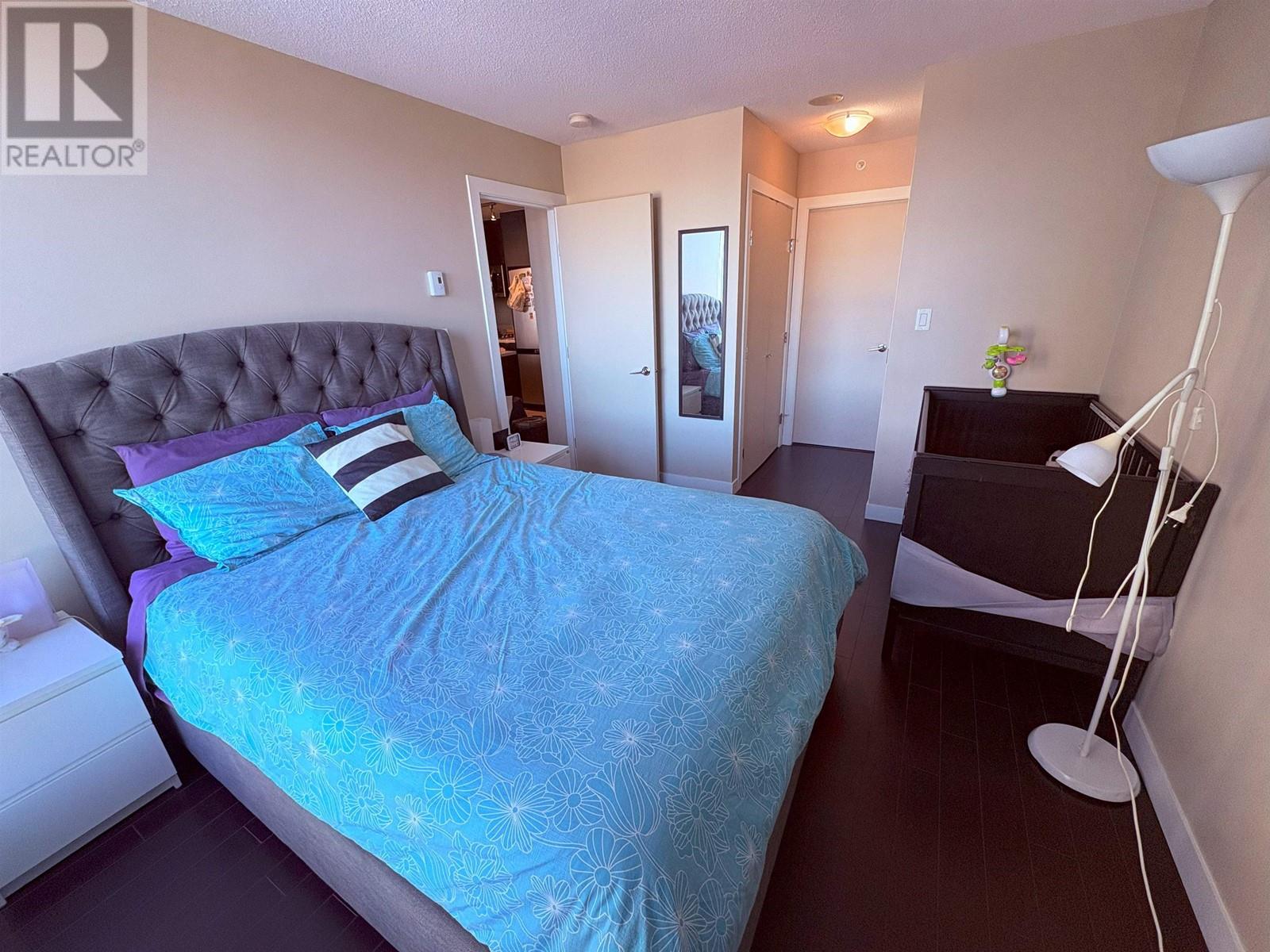Listing Picture 5 of 14 : 1003 7328 ARCOLA STREET, Burnaby / 本拿比 - 魯藝地產 Yvonne Lu Group - MLS Medallion Club Member