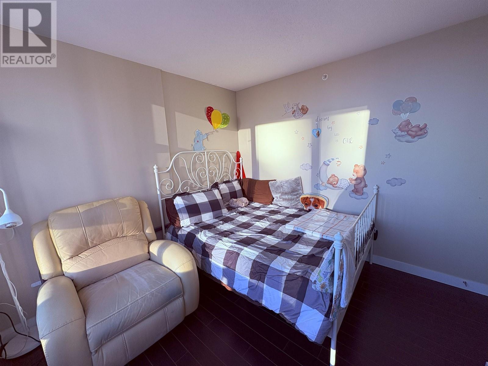 Listing Picture 7 of 14 : 1003 7328 ARCOLA STREET, Burnaby / 本拿比 - 魯藝地產 Yvonne Lu Group - MLS Medallion Club Member
