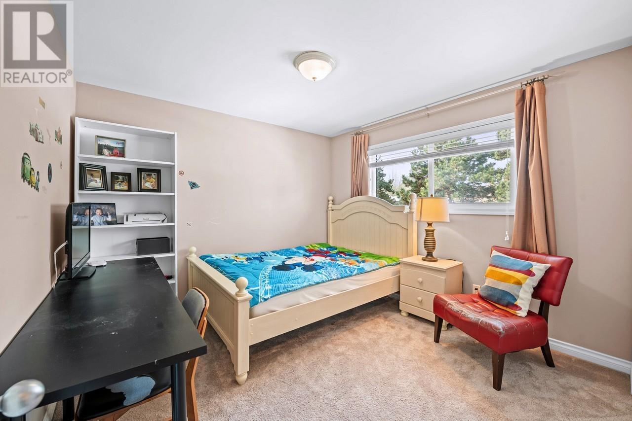 Listing Picture 21 of 37 : 10751 TRURO DRIVE, Richmond / 烈治文 - 魯藝地產 Yvonne Lu Group - MLS Medallion Club Member