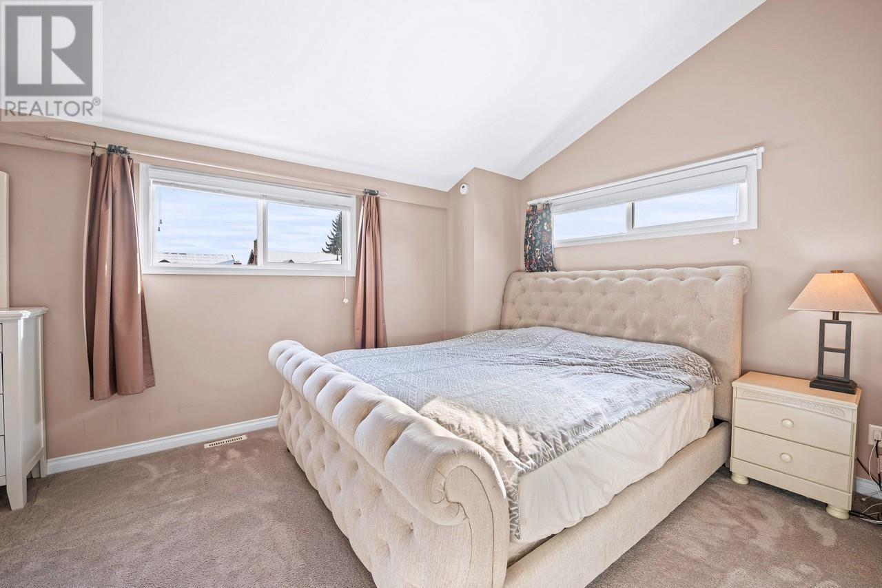 Listing Picture 23 of 37 : 10751 TRURO DRIVE, Richmond / 烈治文 - 魯藝地產 Yvonne Lu Group - MLS Medallion Club Member