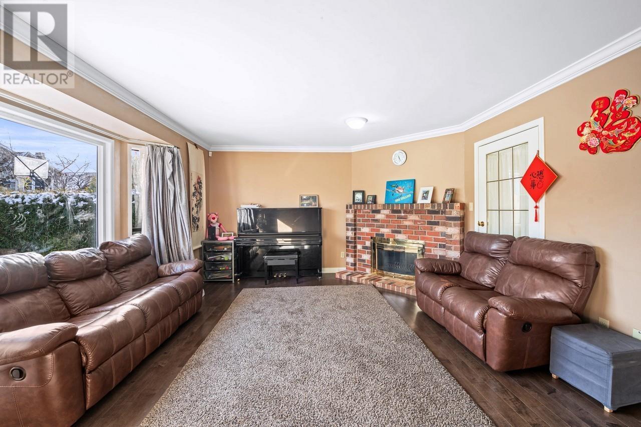Listing Picture 5 of 37 : 10751 TRURO DRIVE, Richmond / 烈治文 - 魯藝地產 Yvonne Lu Group - MLS Medallion Club Member