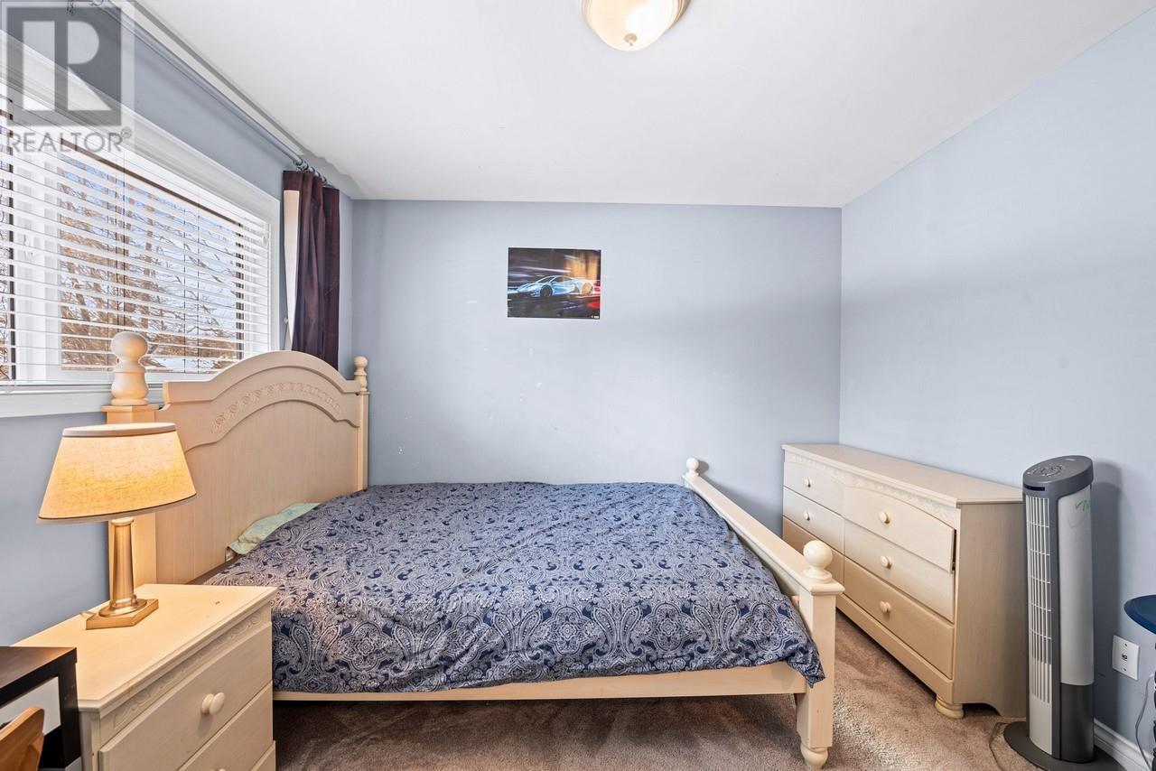 Listing Picture 20 of 37 : 10751 TRURO DRIVE, Richmond / 烈治文 - 魯藝地產 Yvonne Lu Group - MLS Medallion Club Member