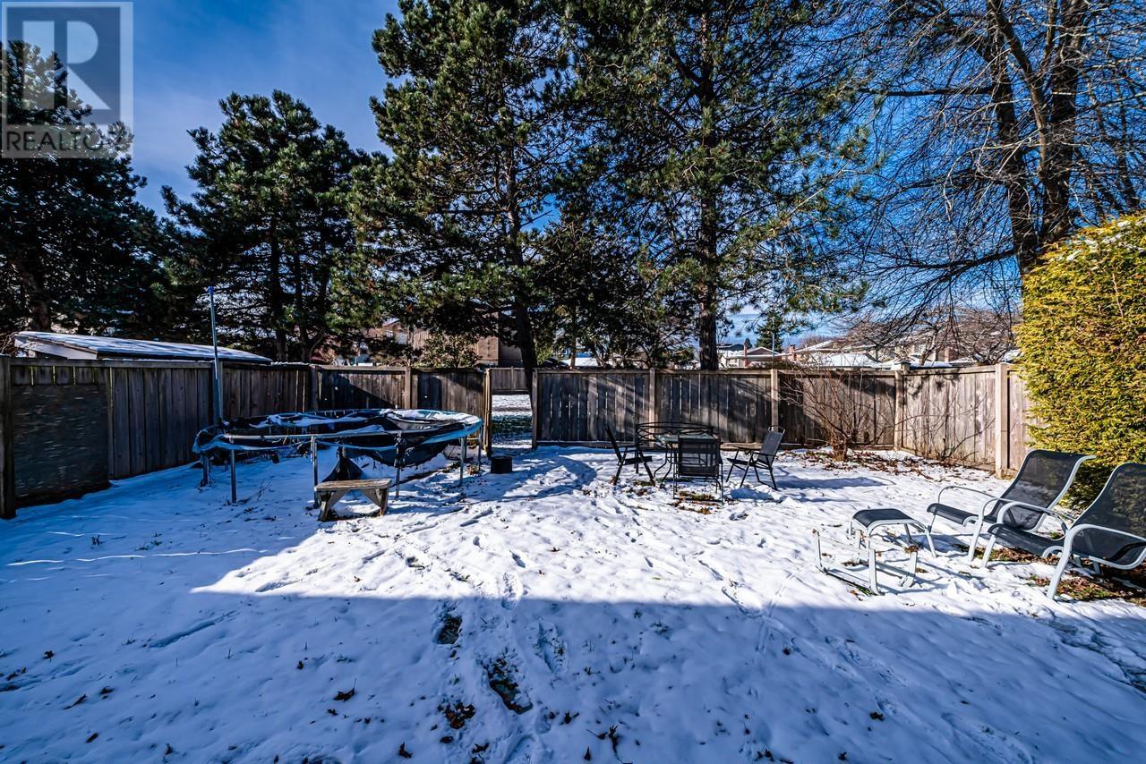 Listing Picture 32 of 37 : 10751 TRURO DRIVE, Richmond / 烈治文 - 魯藝地產 Yvonne Lu Group - MLS Medallion Club Member