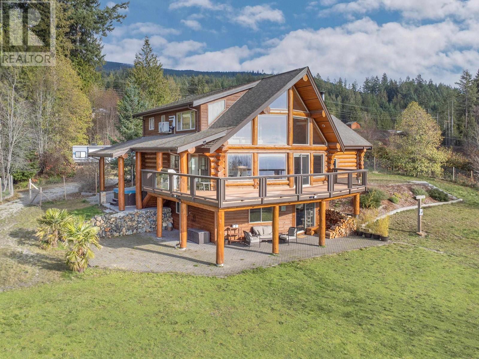 Property at 1041 FIRBURN ROAD image 1