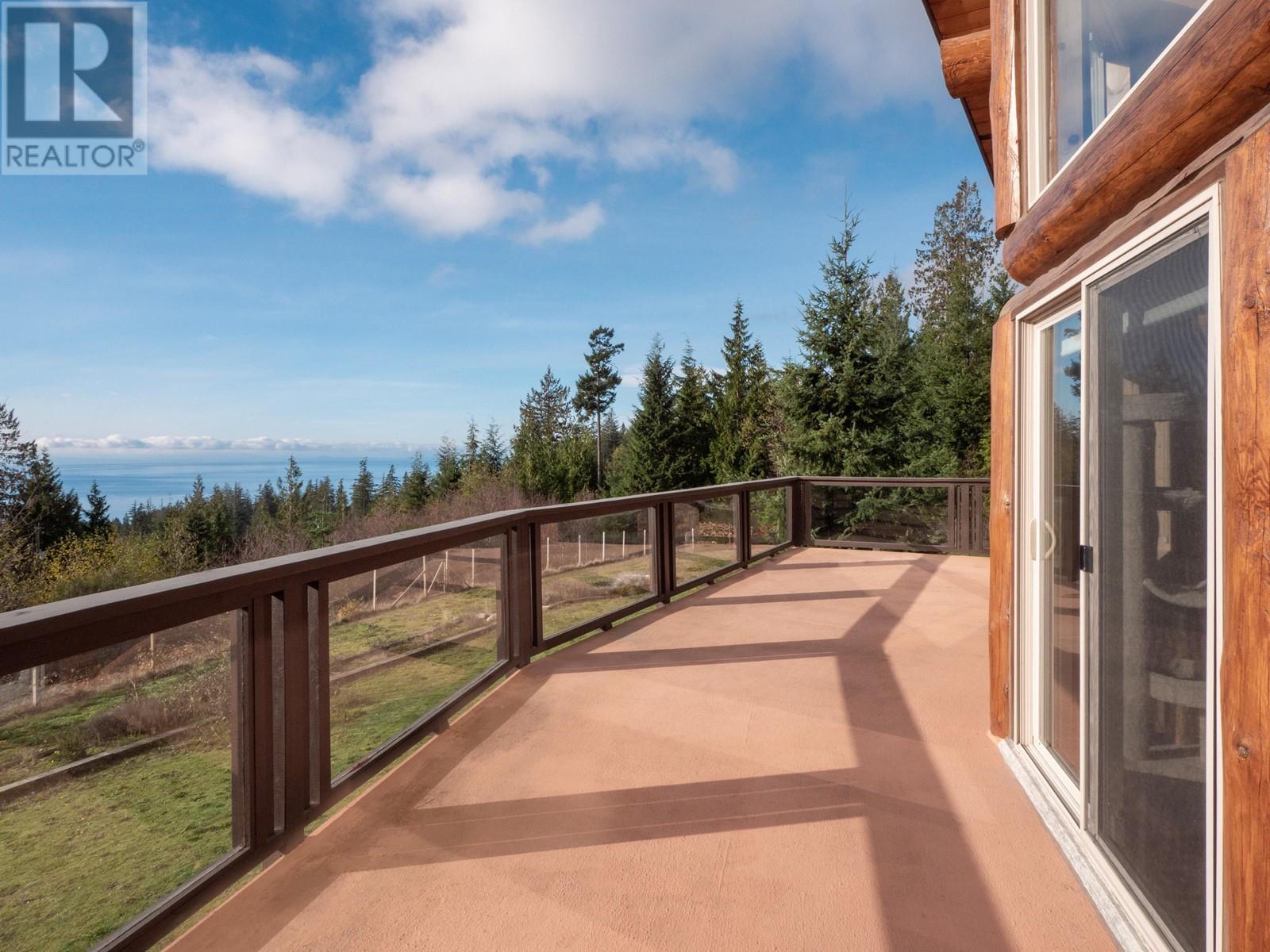 1041 Firburn Road, Roberts Creek, British Columbia  V0N 2W5 - Photo 27 - R2966481