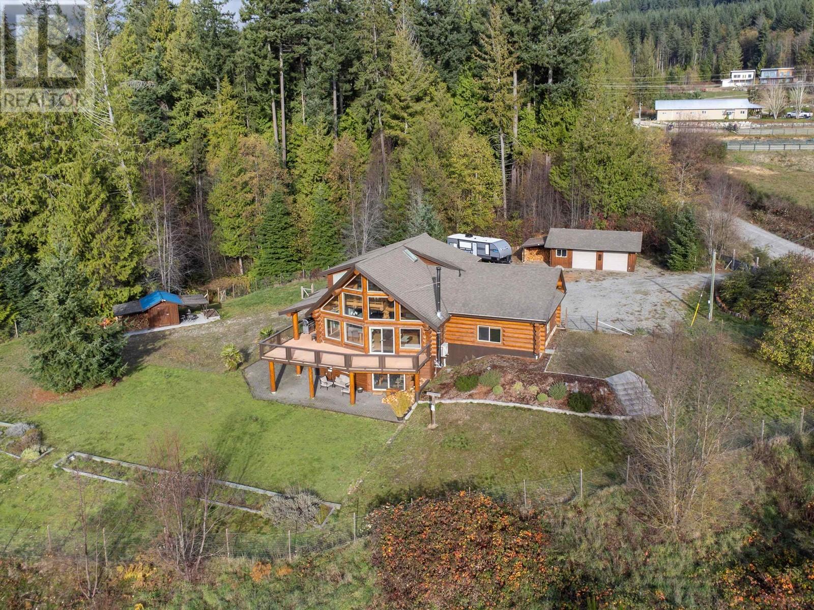 Property at 1041 FIRBURN ROAD image 4