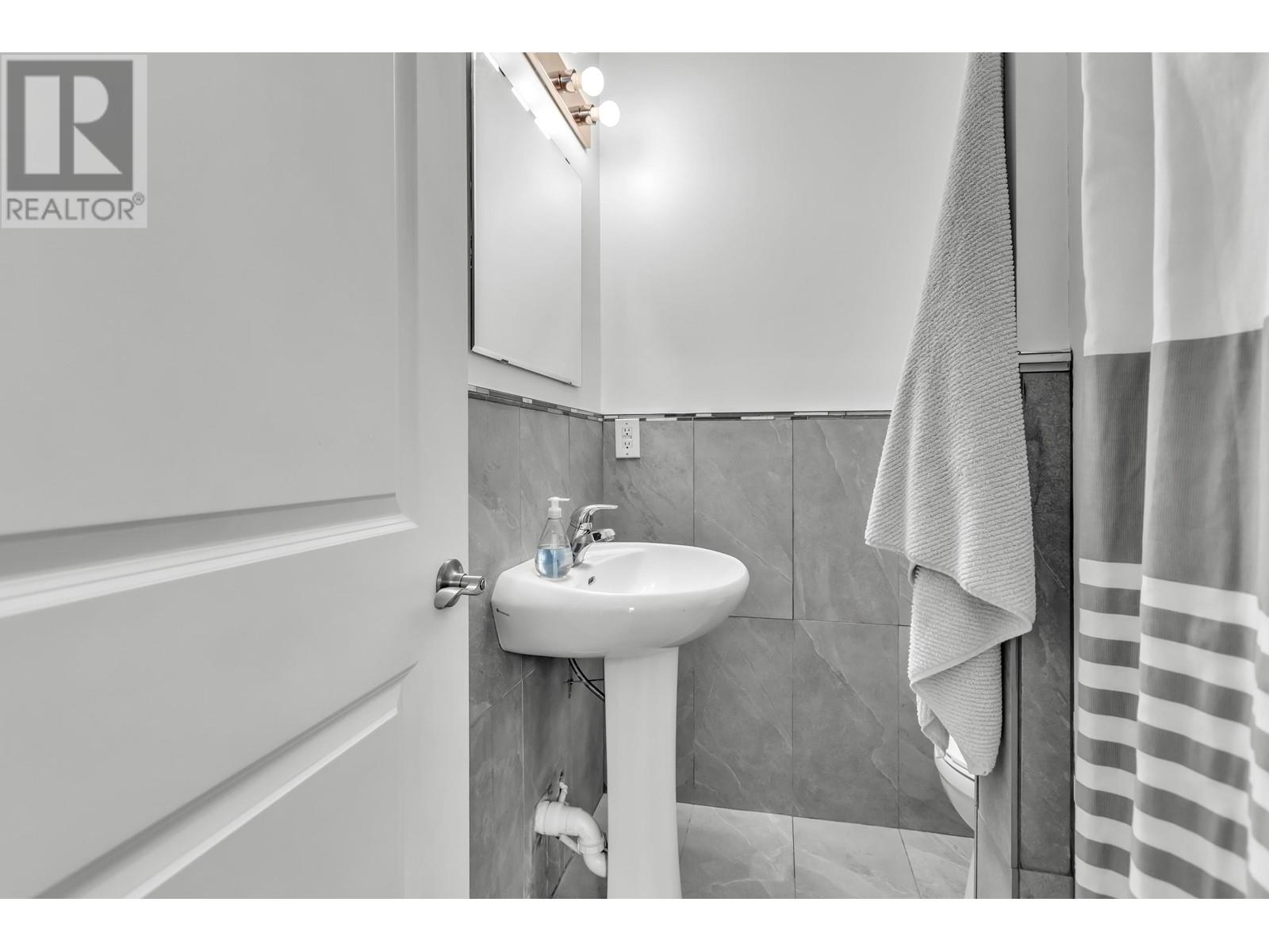 12033 261 Street, Maple Ridge, British Columbia  V2W 2A5 - Photo 16 - R2966482