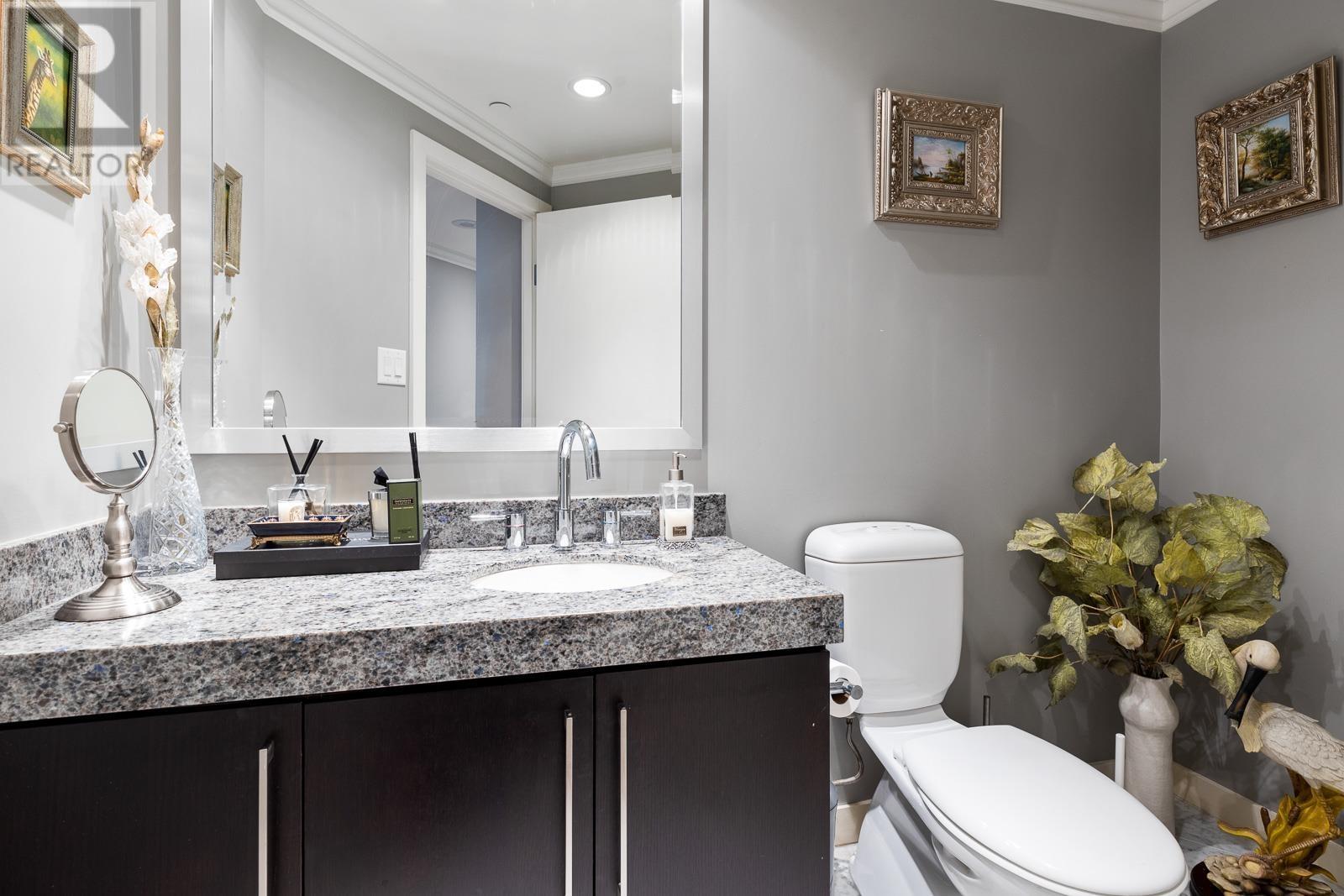 301 638 Beach Crescent, Vancouver, British Columbia  V6Z 3H4 - Photo 16 - R2944843