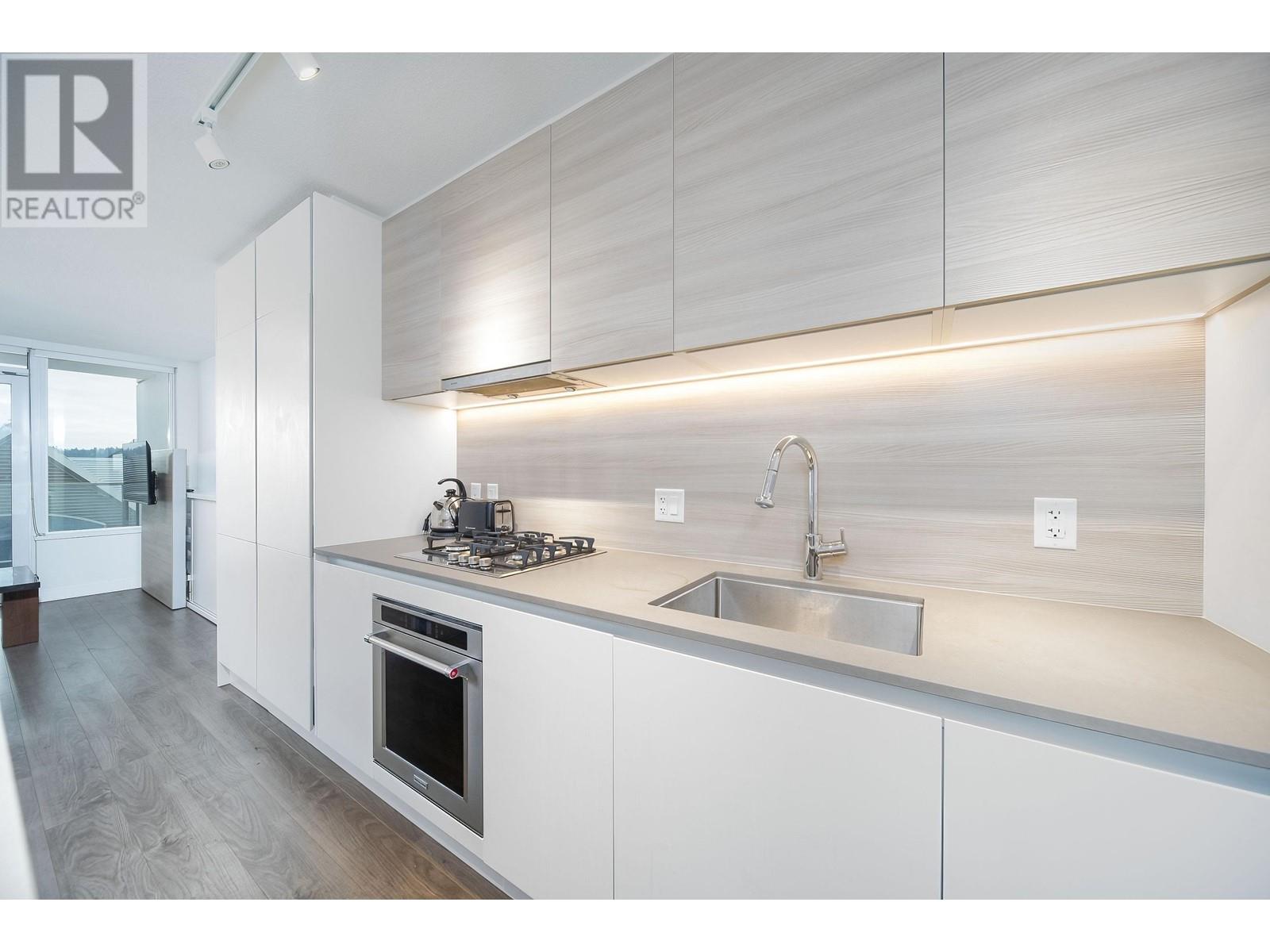 710 988 Quayside Drive, New Westminster, British Columbia  V3M 0L5 - Photo 14 - R2966436