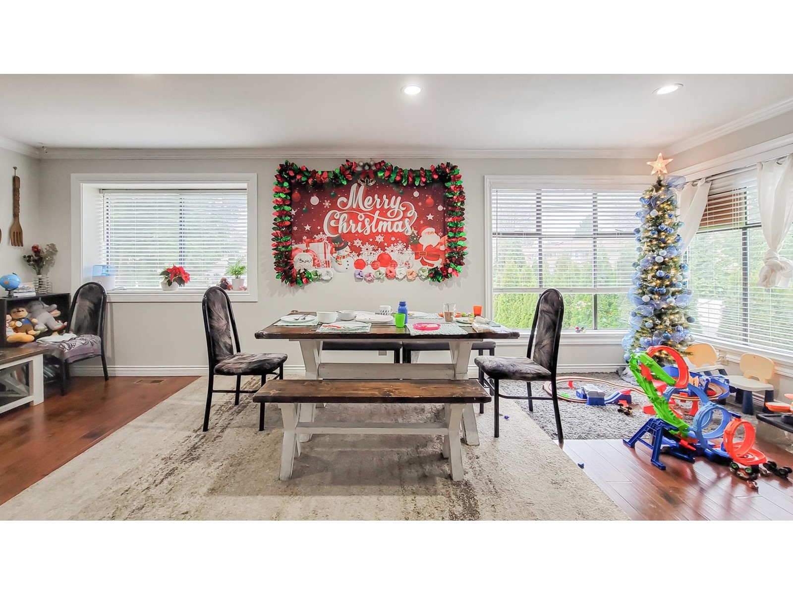 10030 156 Street, Surrey, British Columbia  V3R 4L5 - Photo 4 - R2966499