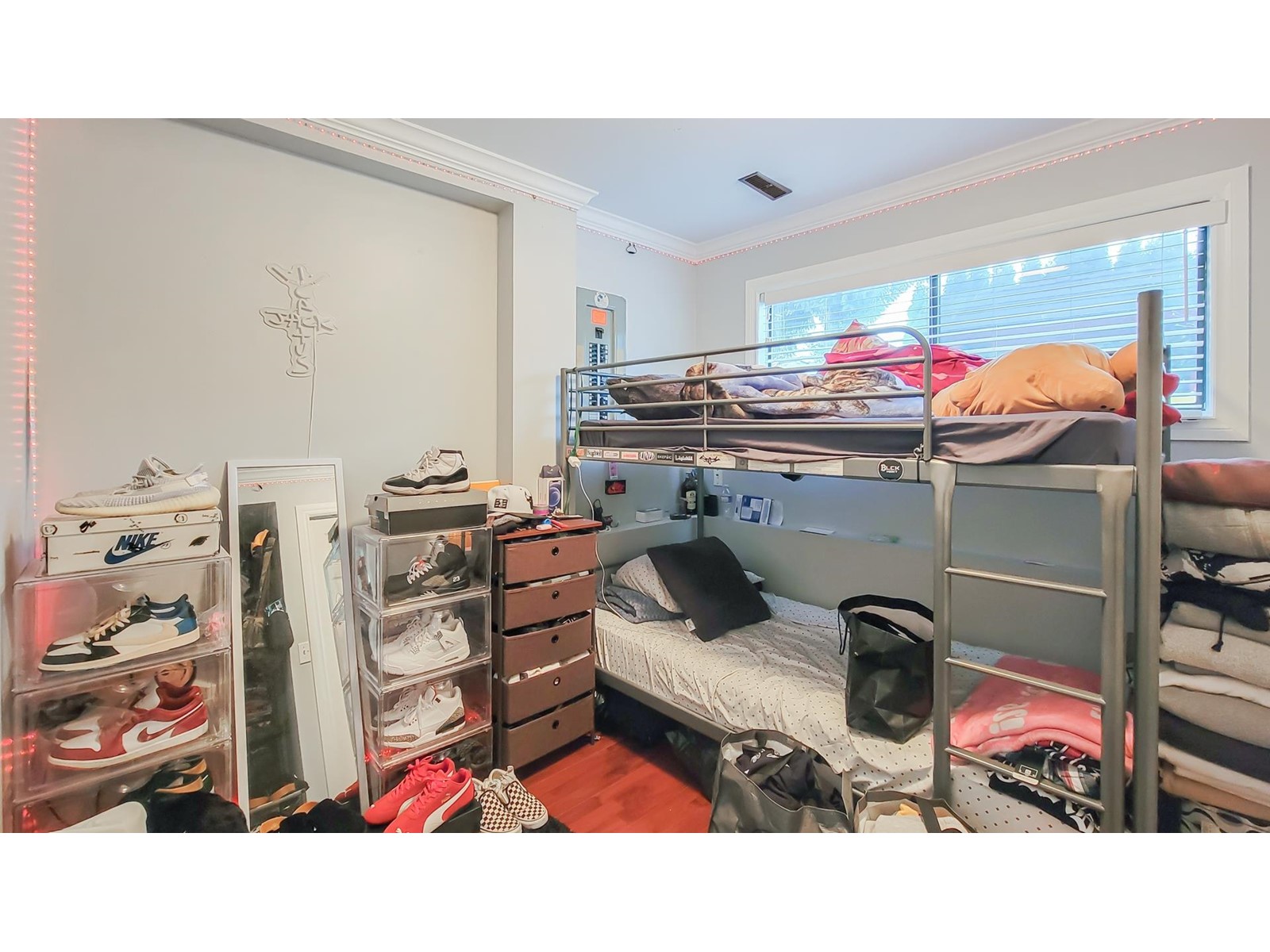 10030 156 Street, Surrey, British Columbia  V3R 4L5 - Photo 11 - R2966499
