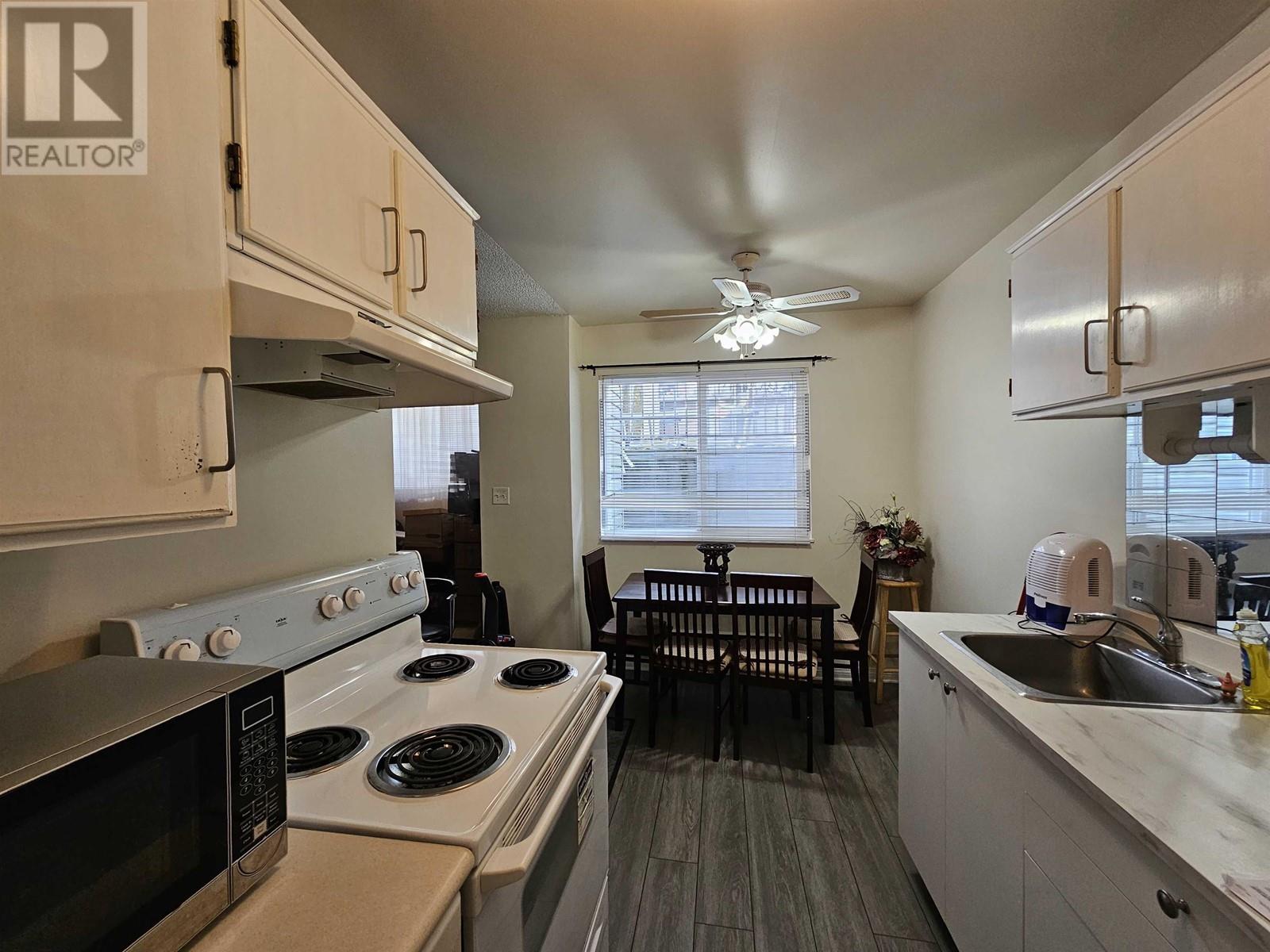 102 1015 St. Andrews Street, New Westminster, British Columbia  V3M 1W4 - Photo 2 - R2958349