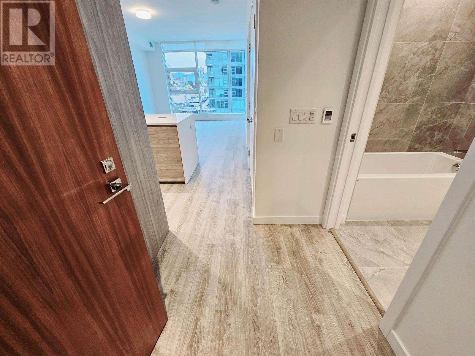 705 680 Quayside Drive, New Westminster, British Columbia  V3M 0P2 - Photo 32 - R2966434