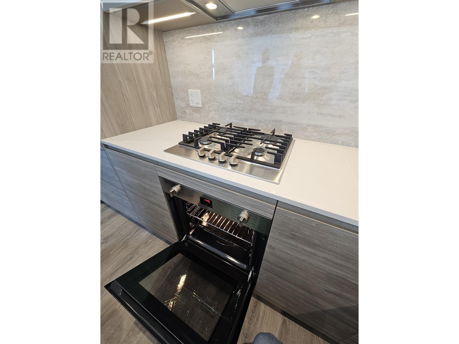 705 680 Quayside Drive, New Westminster, British Columbia  V3M 0P2 - Photo 21 - R2966434
