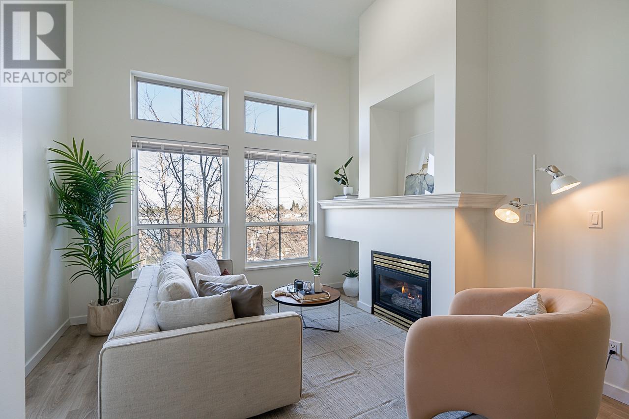 Listing Picture 2 of 33 : 405 5600 ANDREWS ROAD, Richmond / 烈治文 - 魯藝地產 Yvonne Lu Group - MLS Medallion Club Member