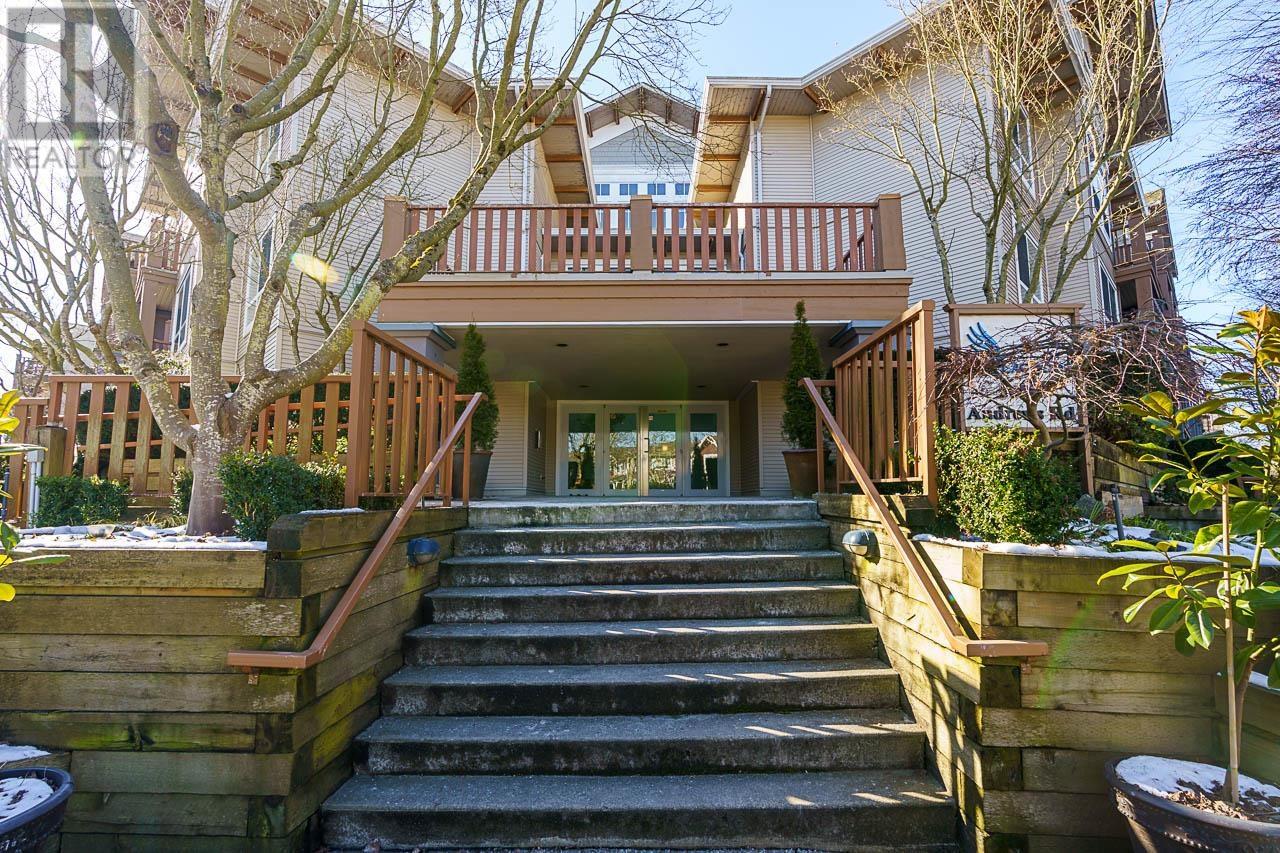 Listing Picture 32 of 33 : 405 5600 ANDREWS ROAD, Richmond / 烈治文 - 魯藝地產 Yvonne Lu Group - MLS Medallion Club Member