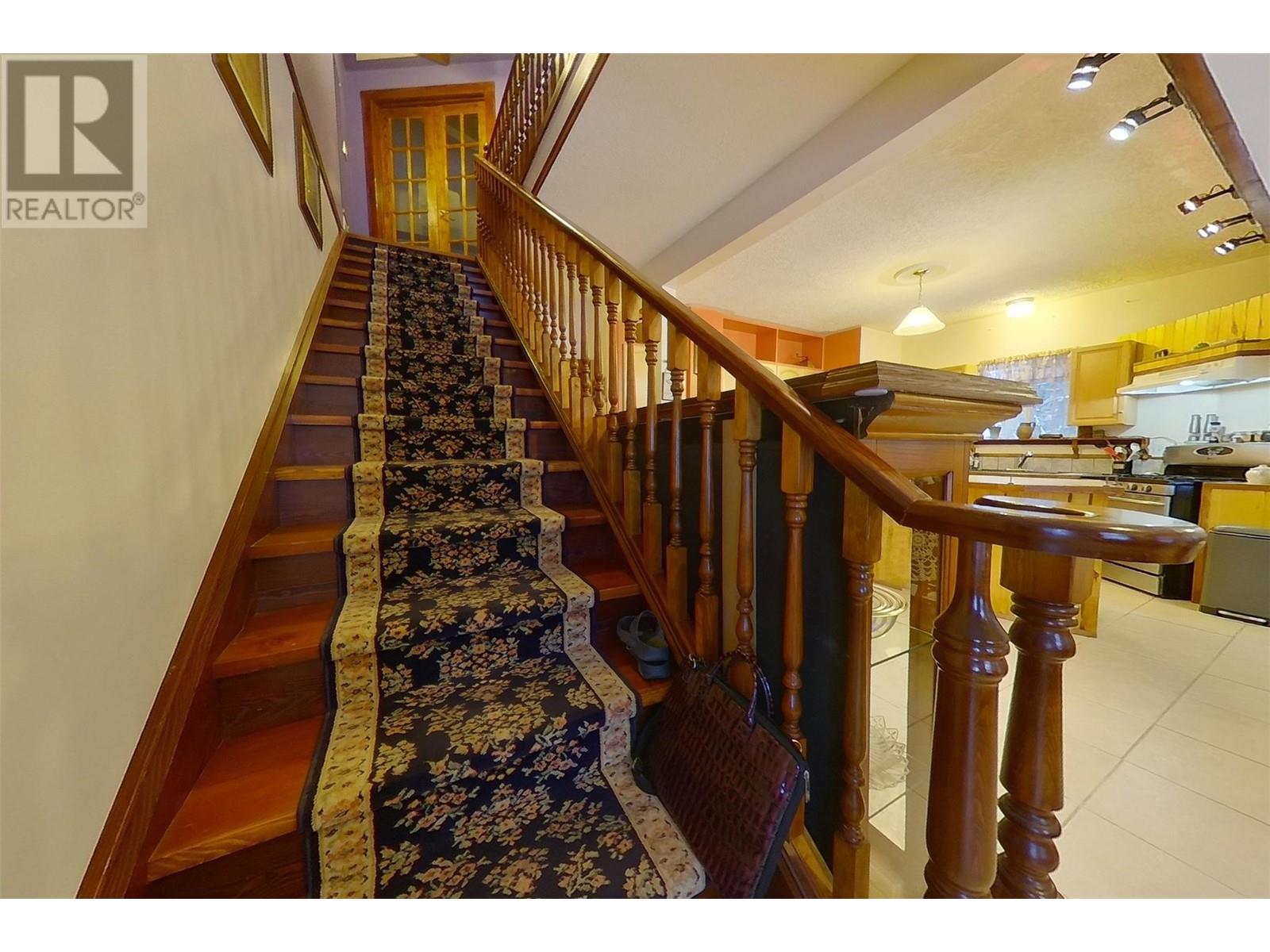 3212 Highway 3 East Highway, Creston, British Columbia  V0B 1G1 - Photo 12 - 10333353