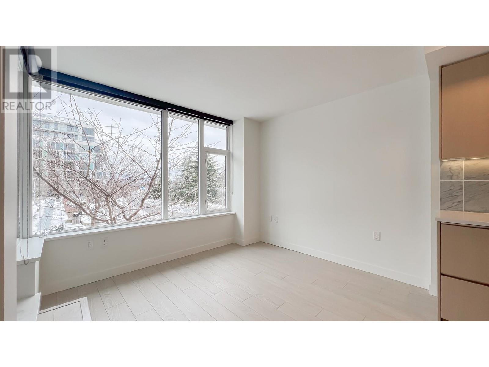 Listing Picture 2 of 16 : 508 3300 KETCHESON ROAD, Richmond / 烈治文 - 魯藝地產 Yvonne Lu Group - MLS Medallion Club Member