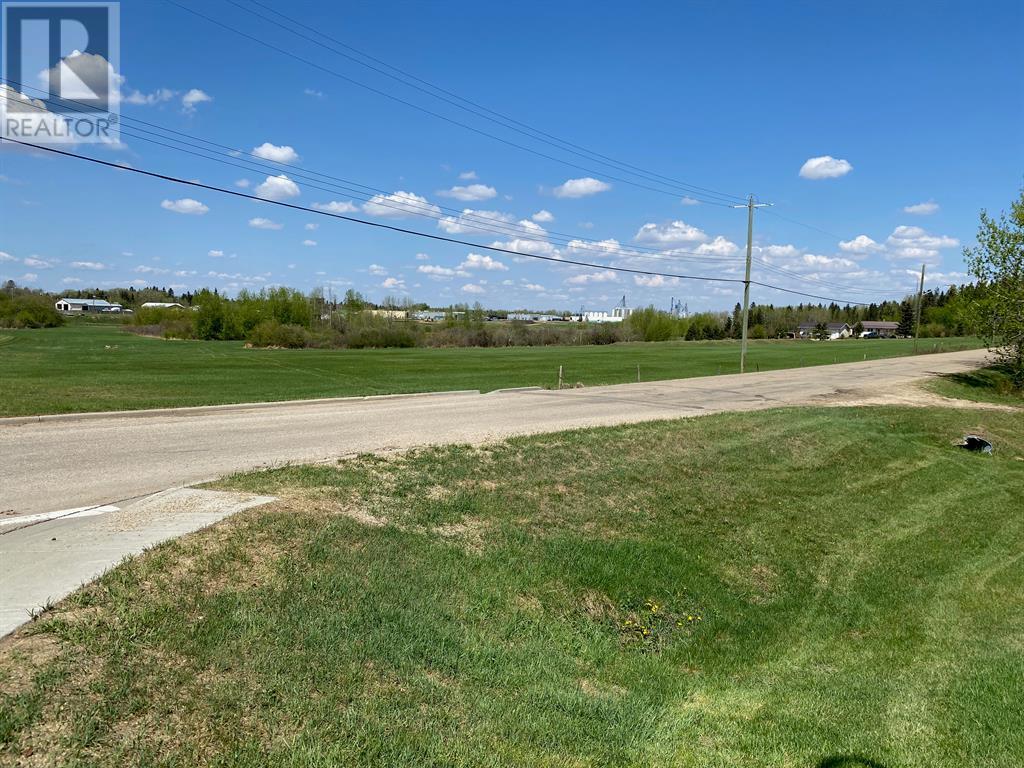 5005 46 Street, Ponoka, Alberta  T4J 1C2 - Photo 2 - A2026785