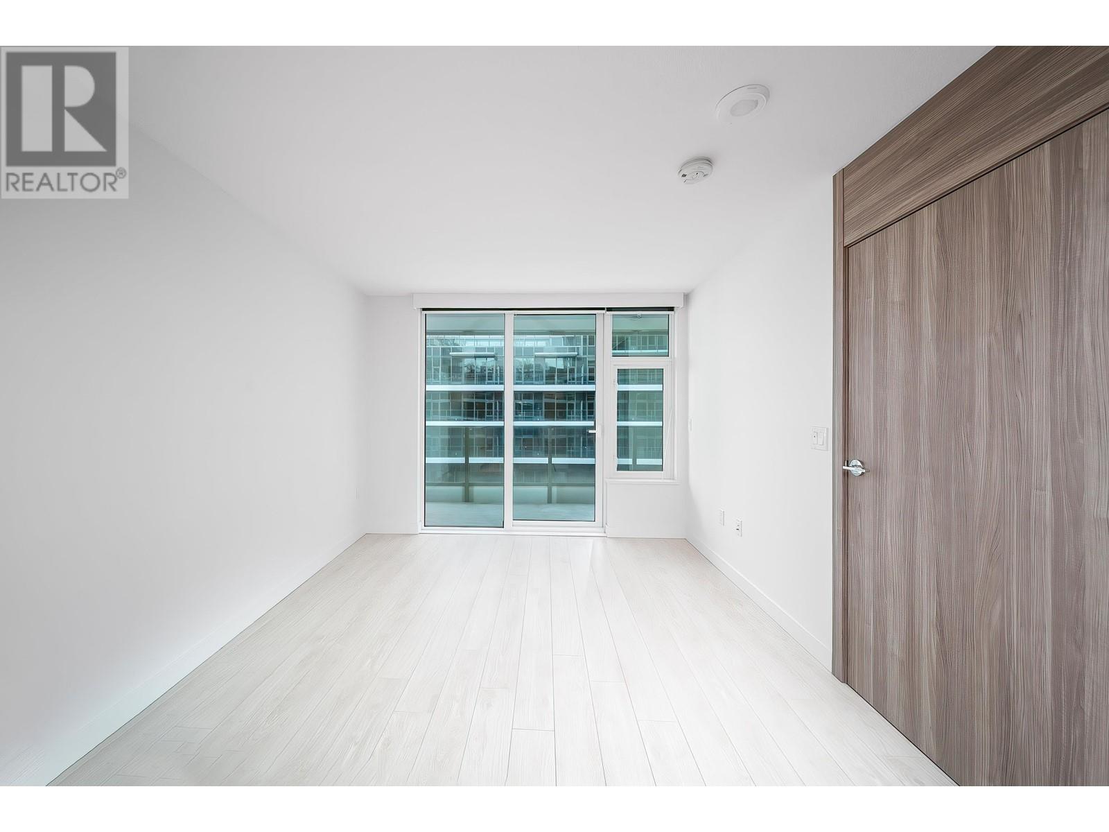 Listing Picture 11 of 15 : 412 8555 W CAPSTAN WAY, Richmond / 烈治文 - 魯藝地產 Yvonne Lu Group - MLS Medallion Club Member