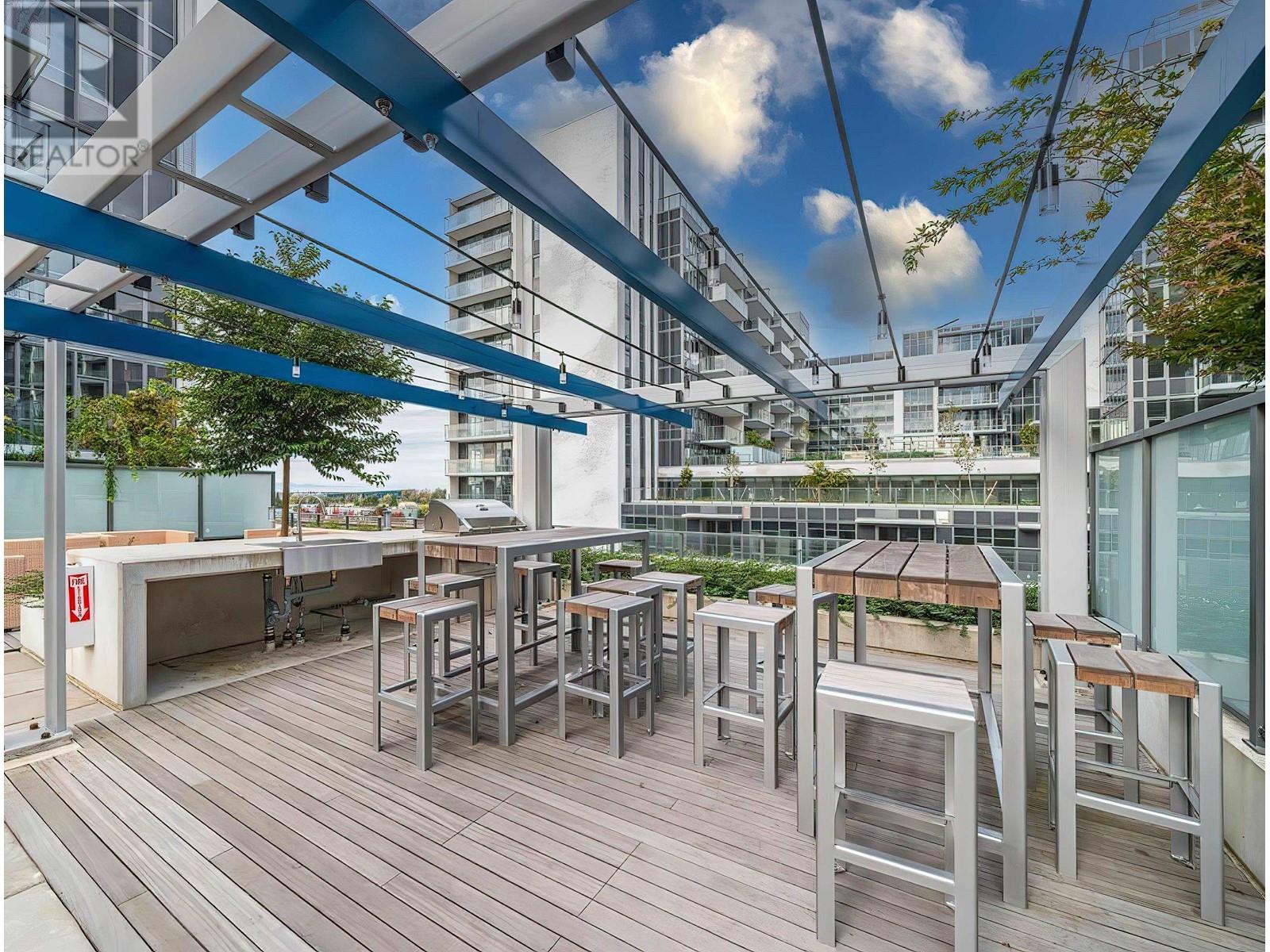 Listing Picture 4 of 15 : 412 8555 W CAPSTAN WAY, Richmond / 烈治文 - 魯藝地產 Yvonne Lu Group - MLS Medallion Club Member