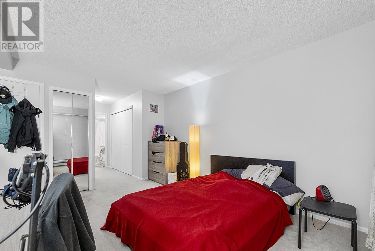 Listing Picture 19 of 22 : 1204 8831 LANSDOWNE ROAD, Richmond / 烈治文 - 魯藝地產 Yvonne Lu Group - MLS Medallion Club Member