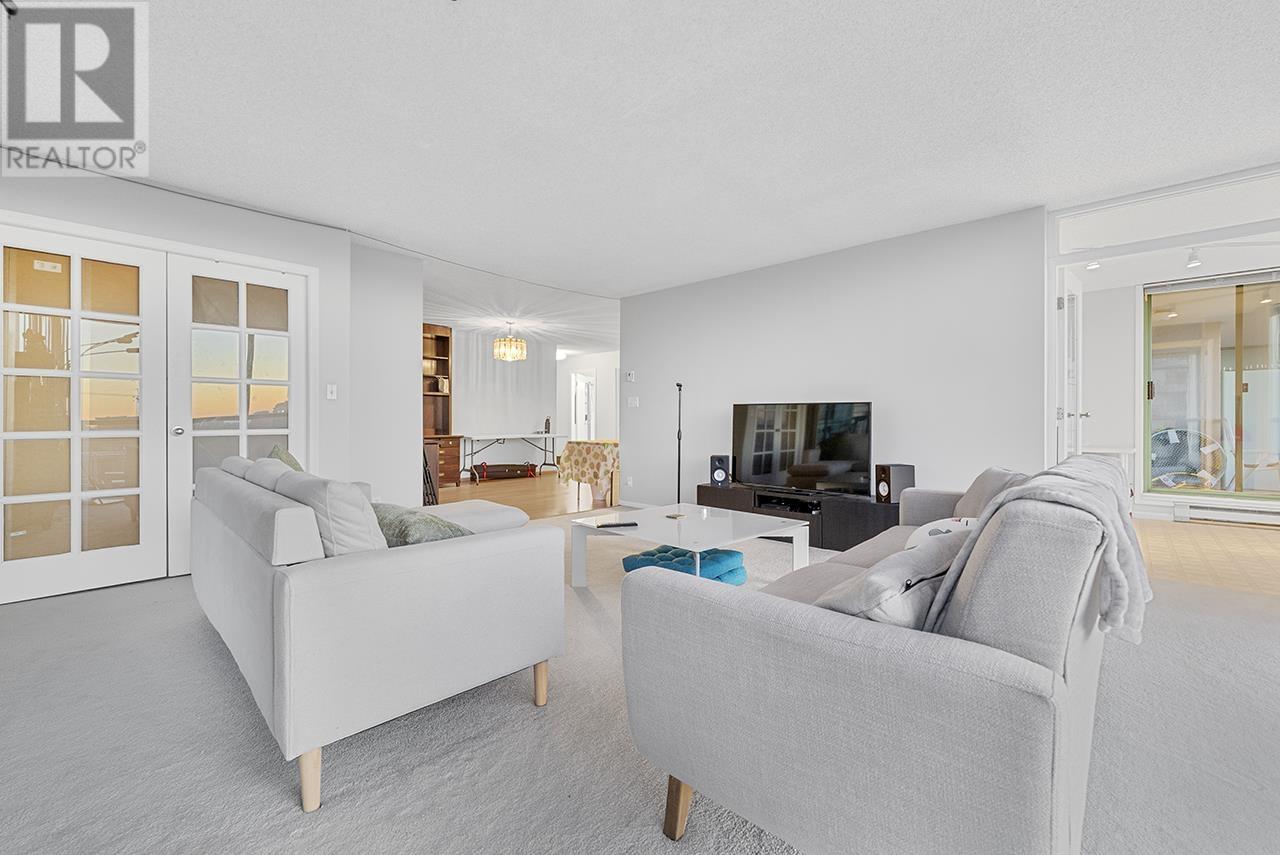 Listing Picture 8 of 22 : 1204 8831 LANSDOWNE ROAD, Richmond / 烈治文 - 魯藝地產 Yvonne Lu Group - MLS Medallion Club Member