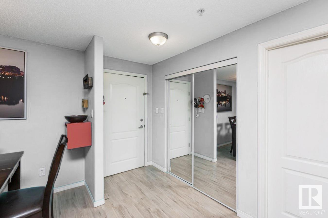 Property at #1104 330 CLAREVIEW STATION DR NW image 3