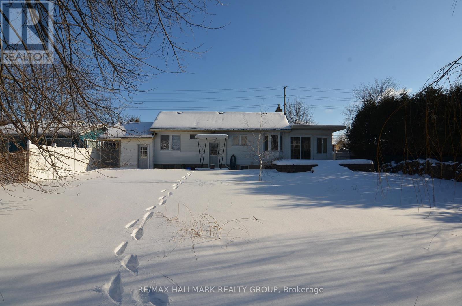 Property at 1926 BELCOURT BOULEVARD image 5